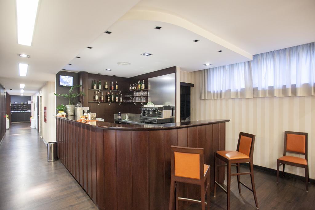 לנגנו Hotel 2C מראה חיצוני תמונה
