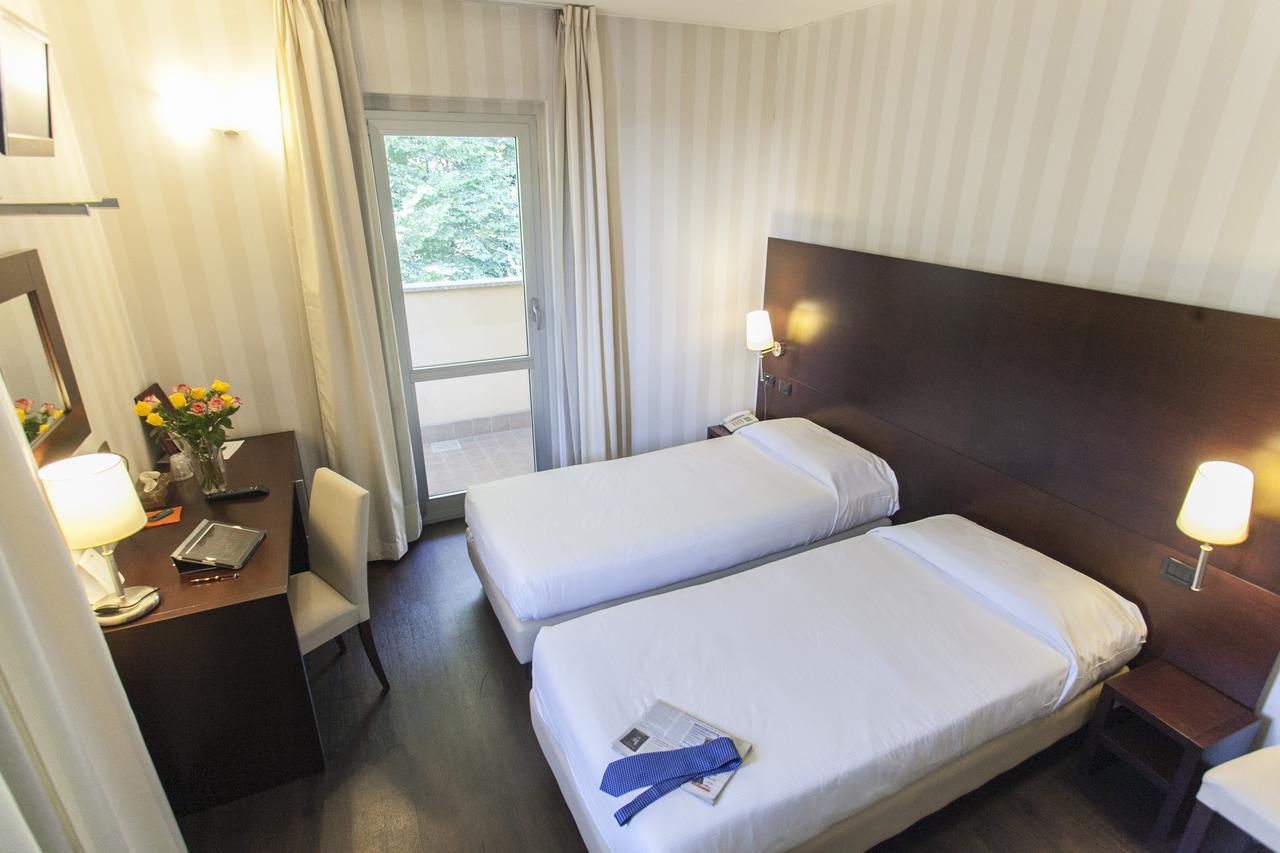 לנגנו Hotel 2C מראה חיצוני תמונה