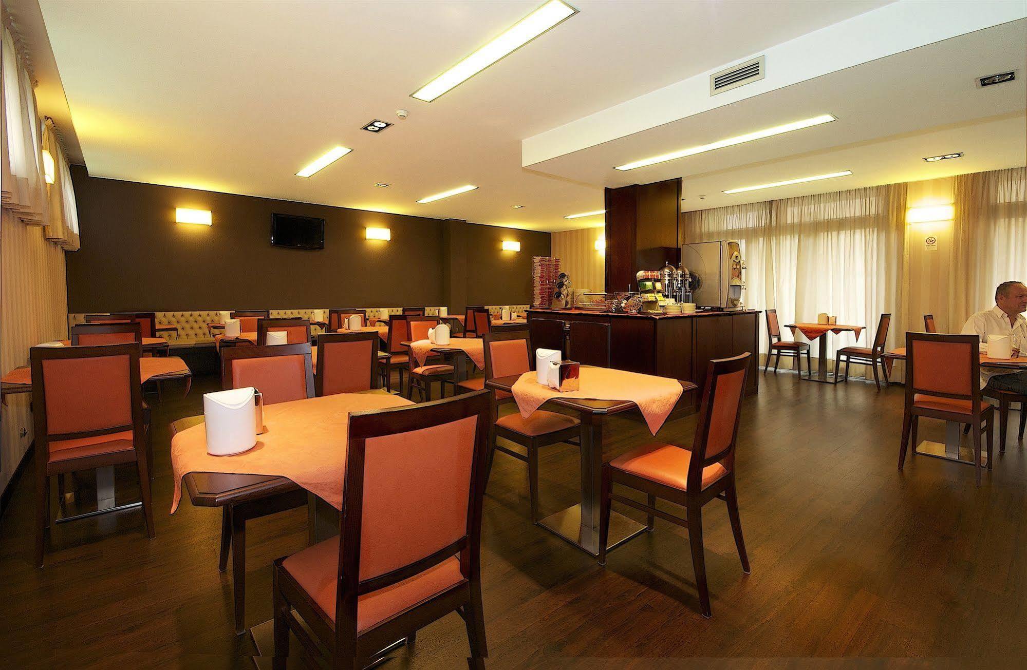לנגנו Hotel 2C מראה חיצוני תמונה