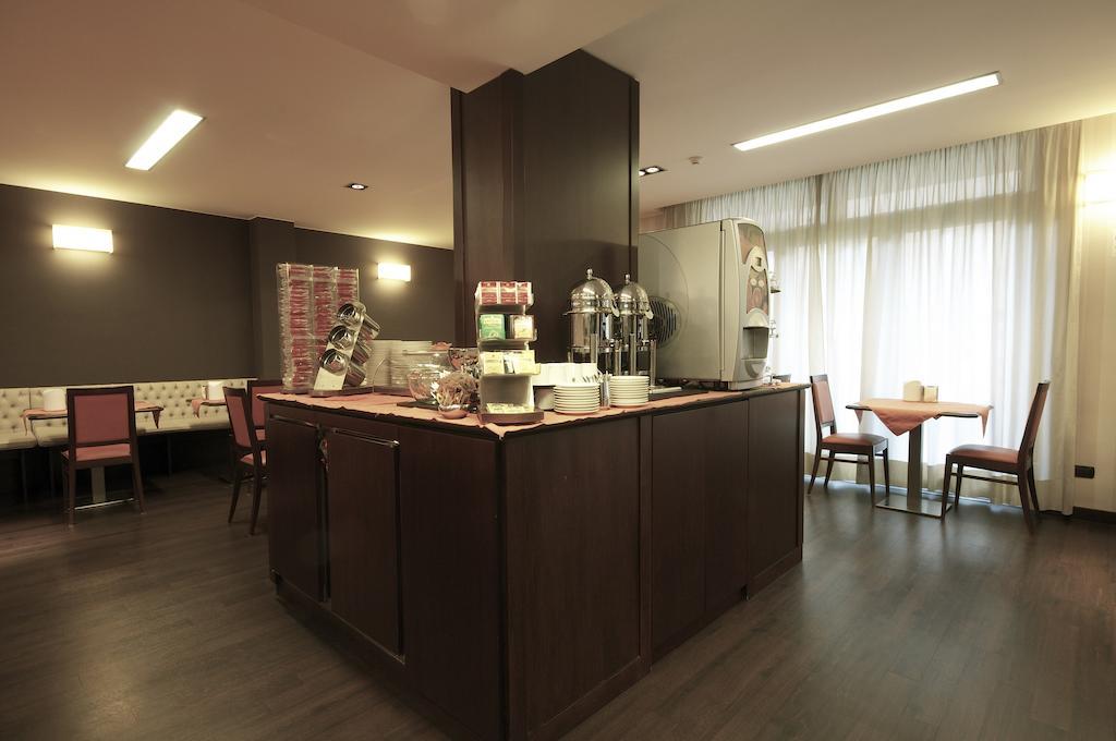 לנגנו Hotel 2C מראה חיצוני תמונה